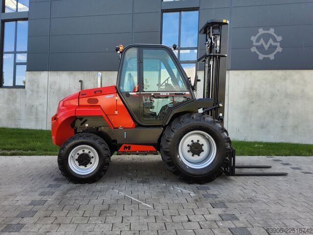 All-terrain forklift Manitou M 30-4