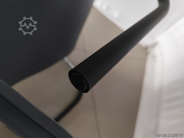 Bürostuhl Design - Stahlrohrstuhl für Objektbereich THONET S 360 F - DELPHIN DESIGN