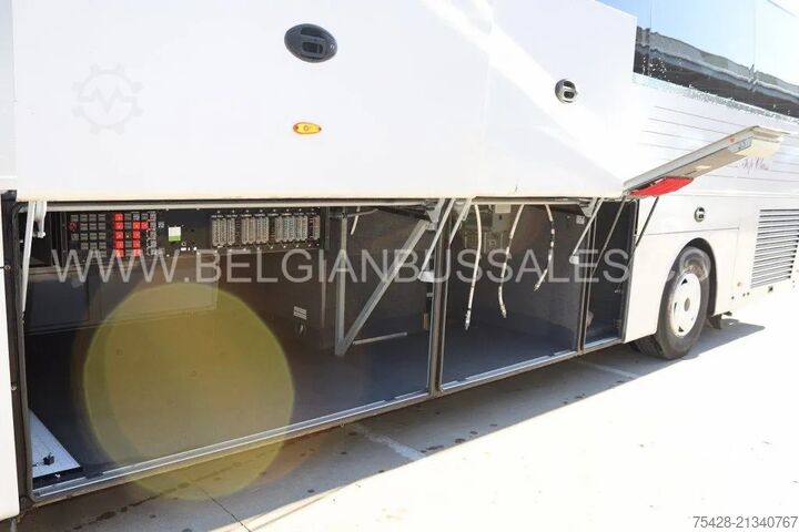 Reisebus Van Hool TX15 Acron / 12.2m / Euro 5 / USB / Full Option