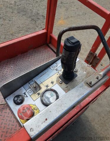 Vertikalmastbühne Skyjack SJ 12 Elektro 5,65m