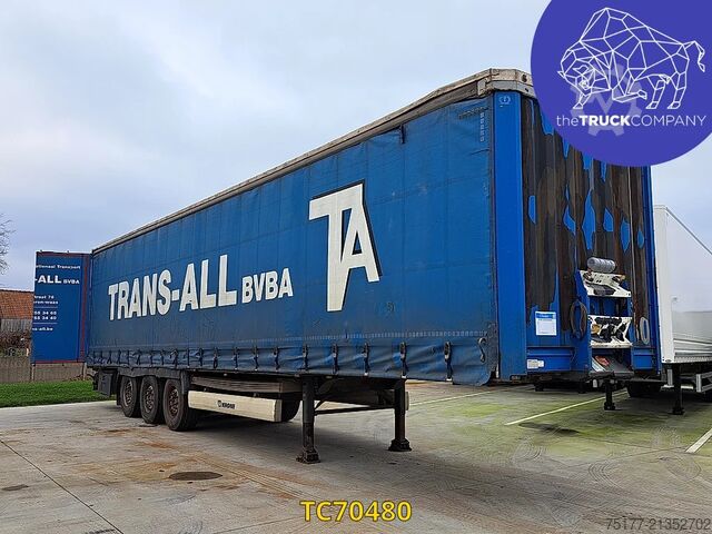 Sliding tarpaulins Krone SD