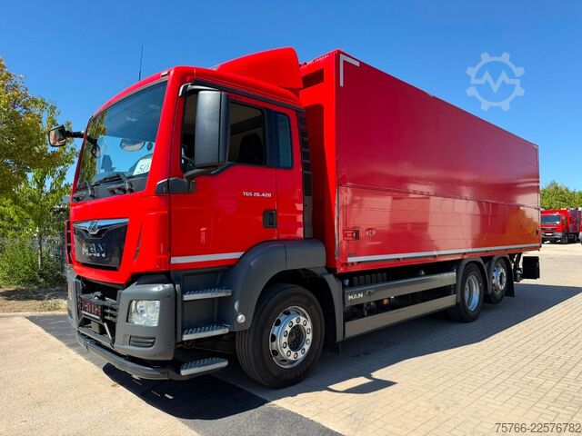 LKW mit Getränkeaufbau MAN TGS 26.420 / LBW / LENKACHSE / 2 x AHK / 18 PAL