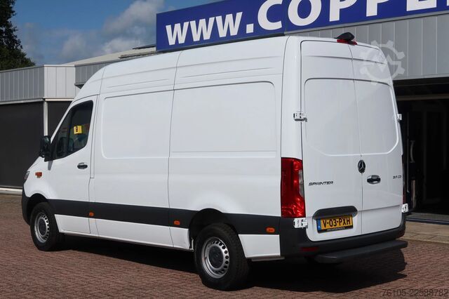 Delivery van Mercedes-Benz Sprinter 317 CDI