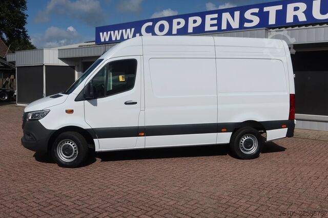 Delivery van Mercedes-Benz Sprinter 317 CDI