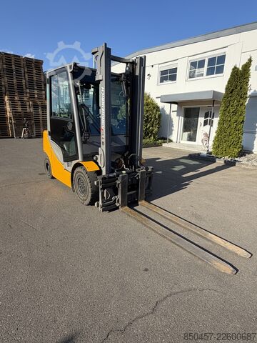 LPG Forklifts Jungheinrich TFG 425s 4v/ 4757h