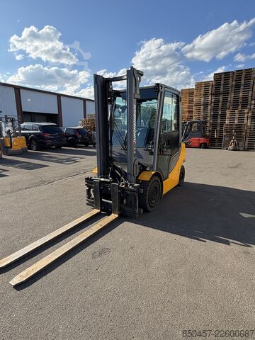 LPG Forklifts Jungheinrich TFG 425s 4v/ 4757h