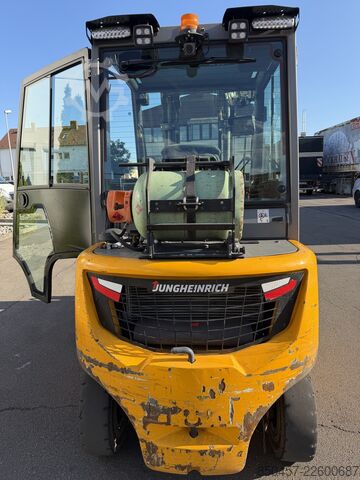 LPG Forklifts Jungheinrich TFG 425s 4v/ 4757h