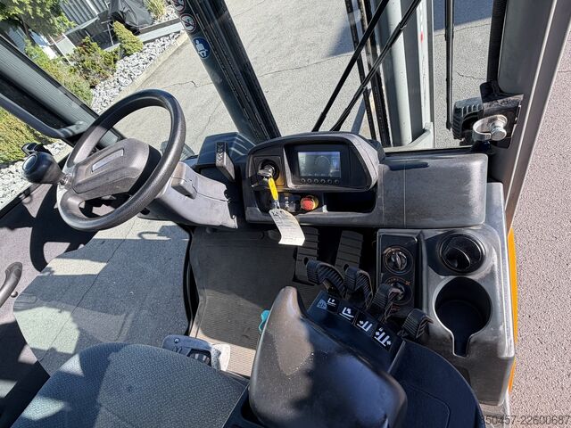 LPG Forklifts Jungheinrich TFG 425s 4v/ 4757h
