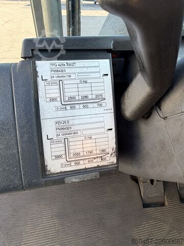 LPG Forklifts Jungheinrich TFG 425s 4v/ 4757h