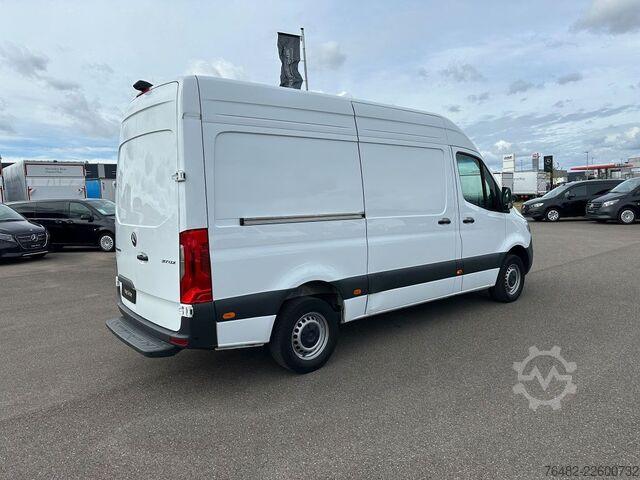 Kastenwagen hoch MERCEDES-BENZ Sprinter 317 CDI KA/L2H2/3665/MBUX/NAVI/AUTOMATI