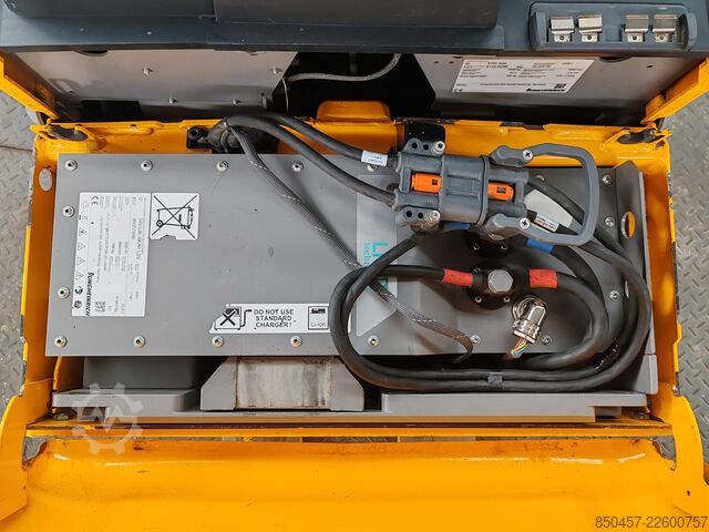 Elektrische Niederhubwagen Jungheinrich ERE 225 Lion 2400mm/ 2021y