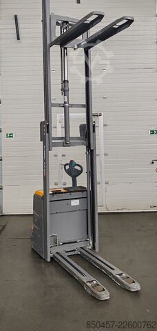 Palettenstapler Jungheinrich EJC 214z 2.9m/ 164mh