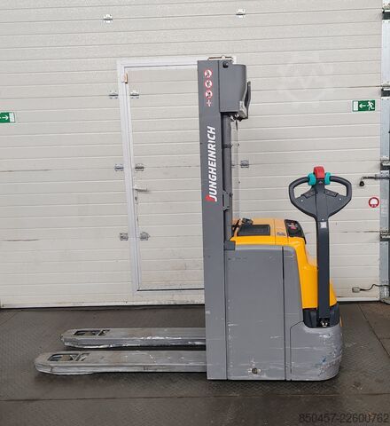 Palettenstapler Jungheinrich EJC 214z 2.9m/ 164mh
