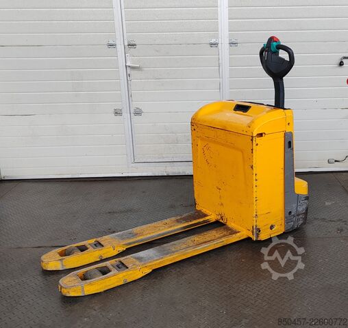 Elektrische Niederhubwagen Jungheinrich EJE 116 1.6t/ 990h/ 250ah