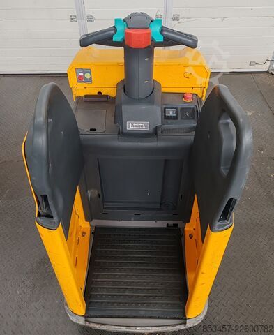 Elektrische Niederhubwagen Jungheinrich ERE 225 batt2025/ 2t