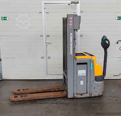 Palettenstapler Jungheinrich EJC 214z 2.5m/ 551mh/ initial