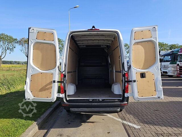 High-roof van MERCEDES-BENZ ESPRINTER 314 L2H2 81 kWh LED
