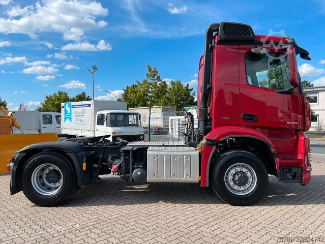 Standard tractor unit MERCEDES-BENZ Arocs 1848/ 4x4H/ AC/ 2K-Kipphydr./ LOF Zul.