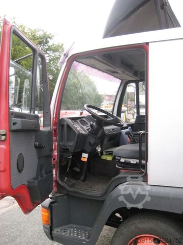 Custom body truck MAN 8.163 Friseurmobil 4 Arbeitsplätze *TÜV 08-2027*