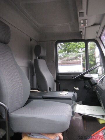 Custom body truck MAN 8.163 Friseurmobil 4 Arbeitsplätze *TÜV 08-2027*
