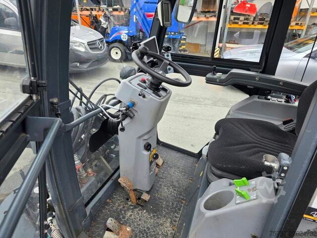 Road roller HAKO Citymaster 600 mit 2 Besen,Mähwerk,Winterdienst