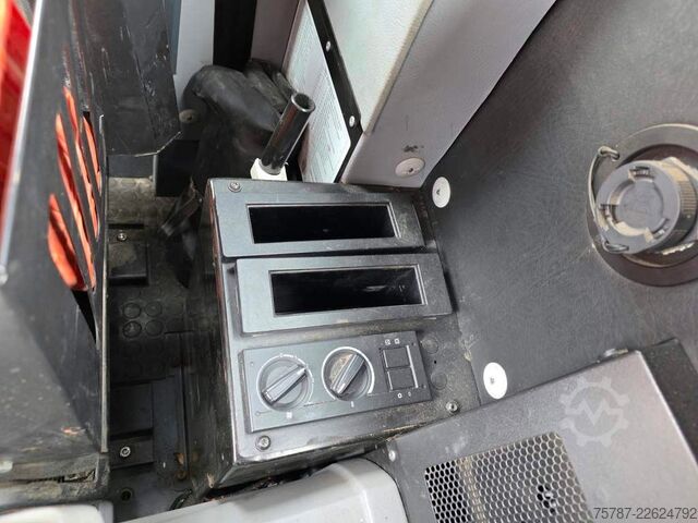 Road roller HAKO Citymaster 600 mit 2 Besen,Mähwerk,Winterdienst