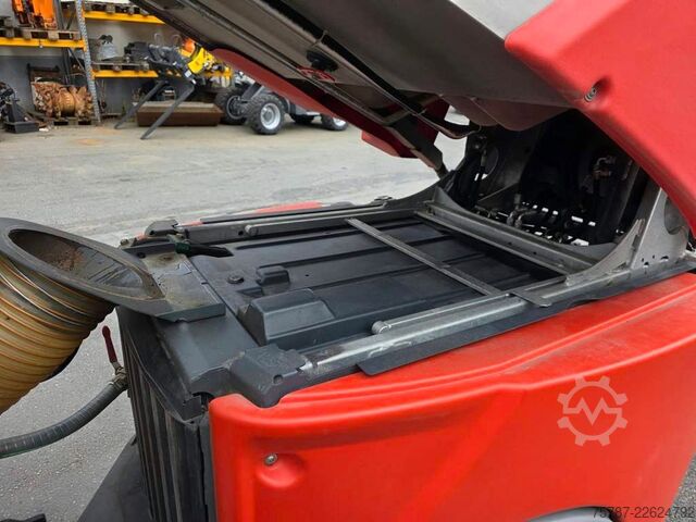Road roller HAKO Citymaster 600 mit 2 Besen,Mähwerk,Winterdienst