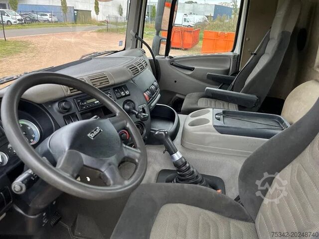 Crane truck DAF CF 75.310