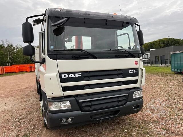 Crane truck DAF CF 75.310