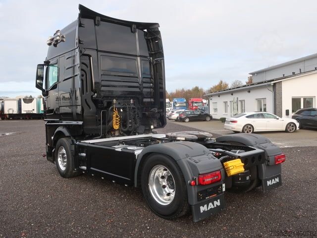 Standard tractor unit MAN 18.510 TGX HX Kabine Intarder Standklima Alcoa