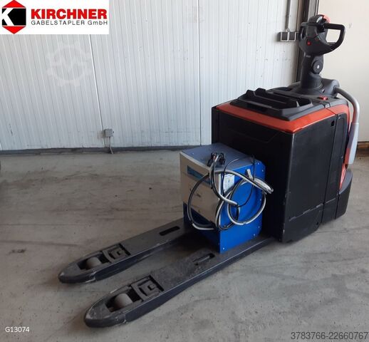 Electric Pallet Truck BT LPE220