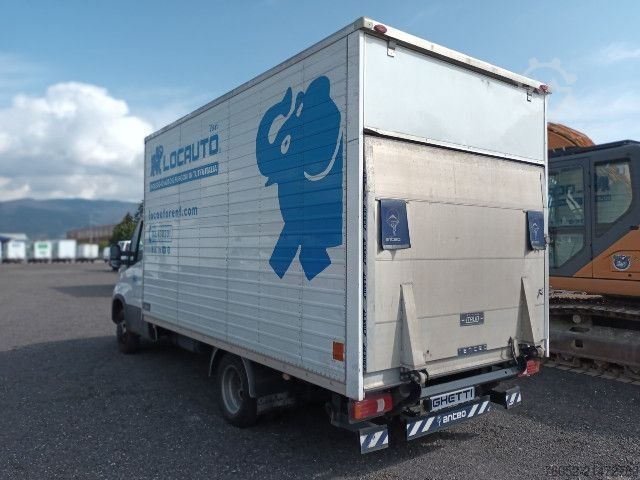 LKW mit Kofferaufbau IVECO 35C14