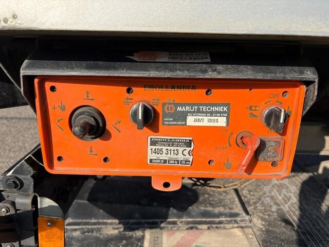 Refrigerated/freezer transport Krone N/A Carrier Vector 1350 / Liftaxle / Loading li...
