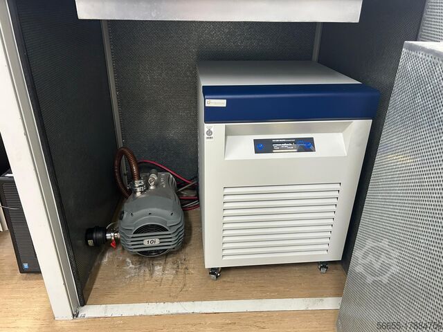 Field emission scanning electron microscope Zeiss Supra 40 VP Gemini Optik