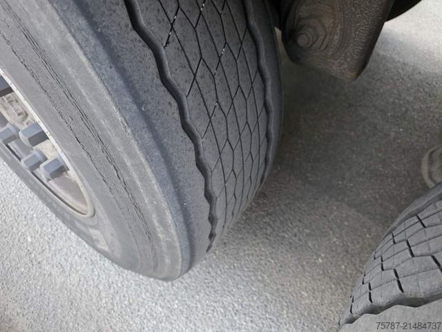 Kühlauflieger KRONE Tiefkühler, Carrier Vector 1550, 2 x Liftachse