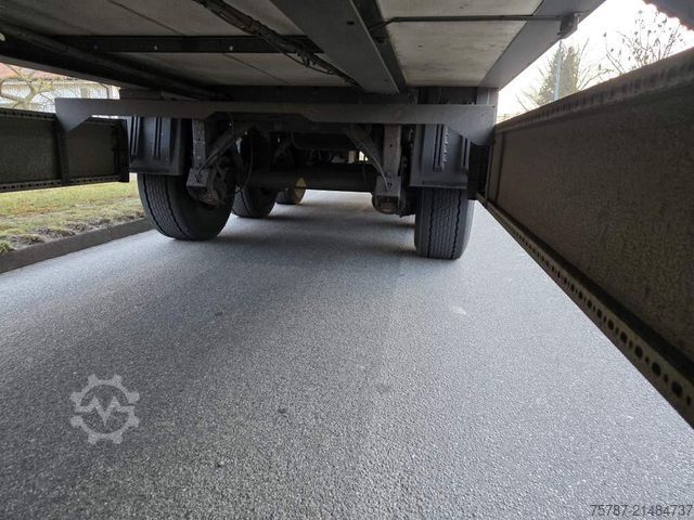 Kühlauflieger KRONE Tiefkühler, Carrier Vector 1550, 2 x Liftachse