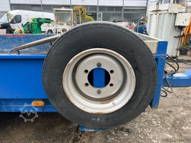 Low loader trailer BLOMENRÖHR 552/6900 Tieflader*Rampe*5T Nutzlast*
