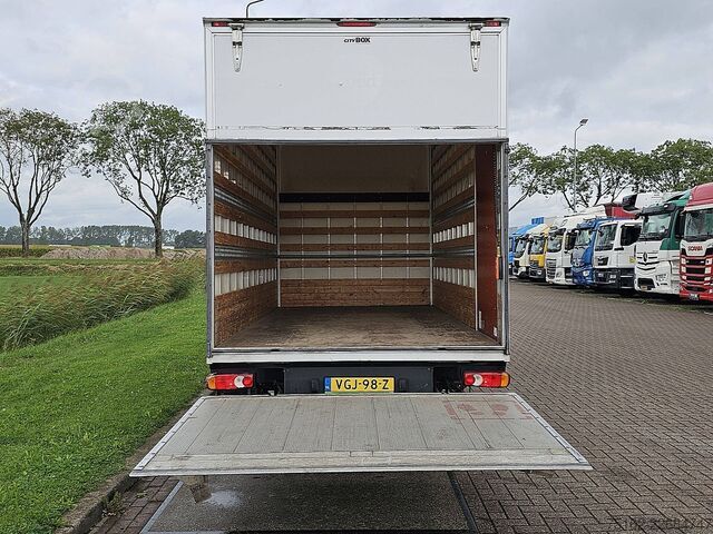 Suitcase MERCEDES-BENZ SPRINTER 516 trekhaak 3500kg EUR6