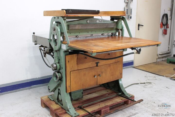 Nut - Perforiermaschine / Creasing - Perforation machine W. Kroll & Co. 