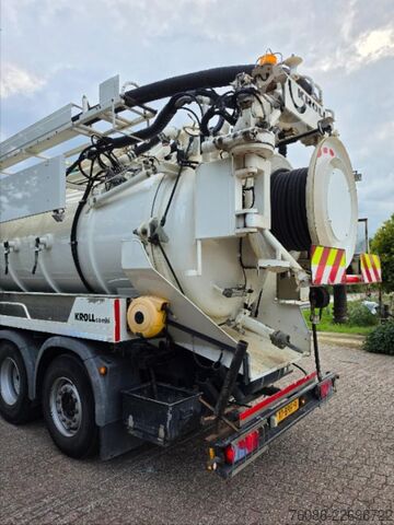 Saugfahrzeug MAN TGS 28.470 KROLLCOMBI K14.0/28P!! 89dkm en 2292...