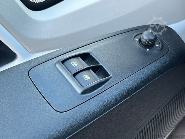 Transporter mit Koffer CITROEN JUMPER XXL KOFFER MIT PORTALTÜREN TEMPOMAT LED