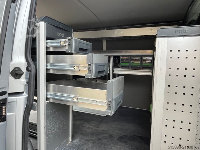 Kastenwagen VW T6.1 BOTT REGALS. TEMP. SHZ NAVI KLIMA 1.HAND