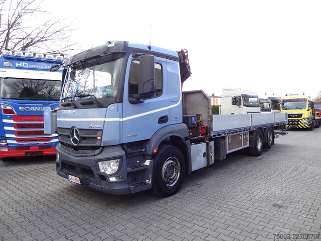Flatbed truck Mercedes-Benz Actros 2533 6X2 HMF 1820 Langmaterial