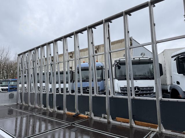 Pick-up van Mercedes-Benz Atego 818 Hegla Glasreff