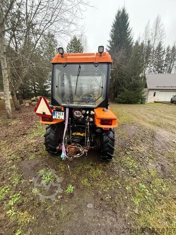 Traktor Pronar 320AMK