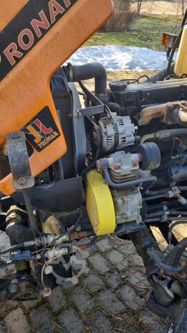 Traktor Pronar 320AMK