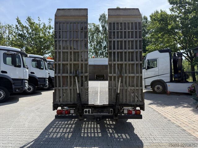 Autotransporter LKW Mercedes-Benz Actros MP4 2532 6X2 Maschinentransporter