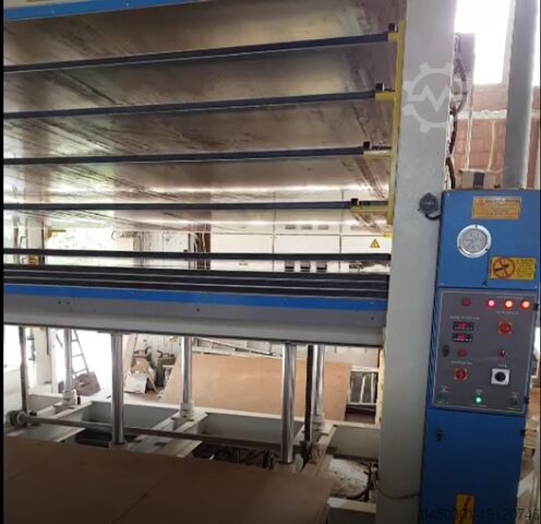 Hydraulische Presse (wasserbeheizt) Custom built Hyraulic Press (water heated)