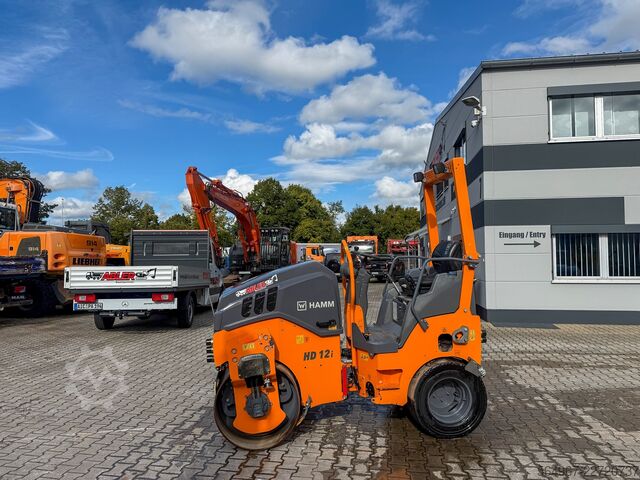 Kombiwalze hamm HD12 i VT 24 kW Kantenschneiderad