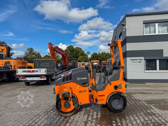 Kombiwalze hamm HD12 i VT 24 kW Kantenschneiderad